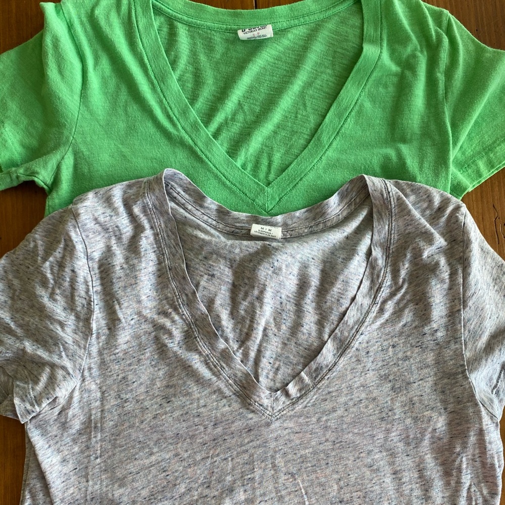 VS pink shirts